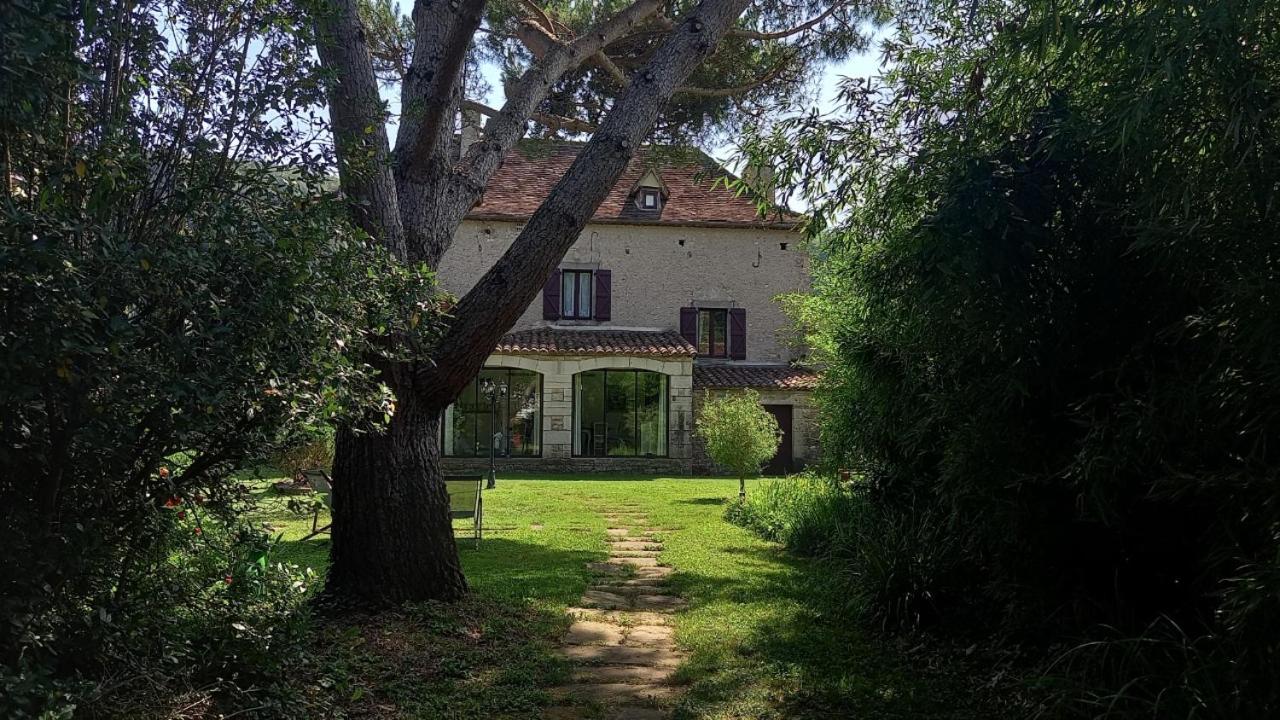 Bed and Breakfast Le Clos De La Roseraie Saint-Martin-Labouval Exterior foto